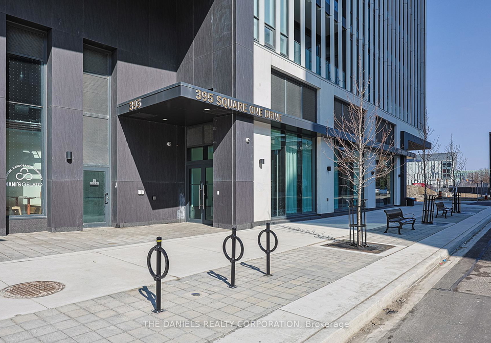 395-square-one-drive-mississauga-ontario-w13631908