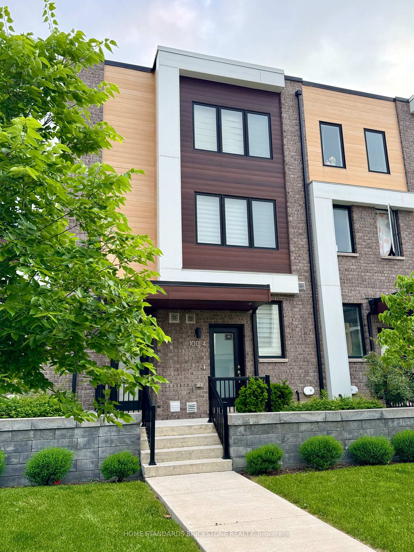 100-stanley-green-boulevard-toronto-york-ontario-w13631916