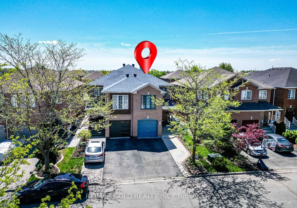 7-roadmaster-lane-brampton-ontario-w13632072