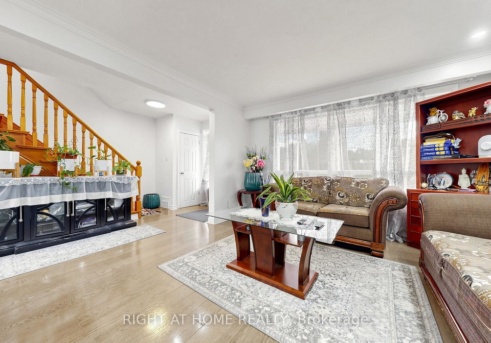 22-brigham-court-toronto-etobicoke-ontario-w13632130