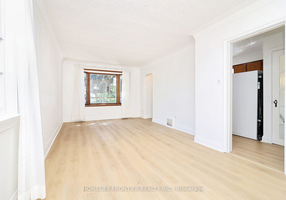 132-wesley-street-toronto-etobicoke-ontario-w13632262
