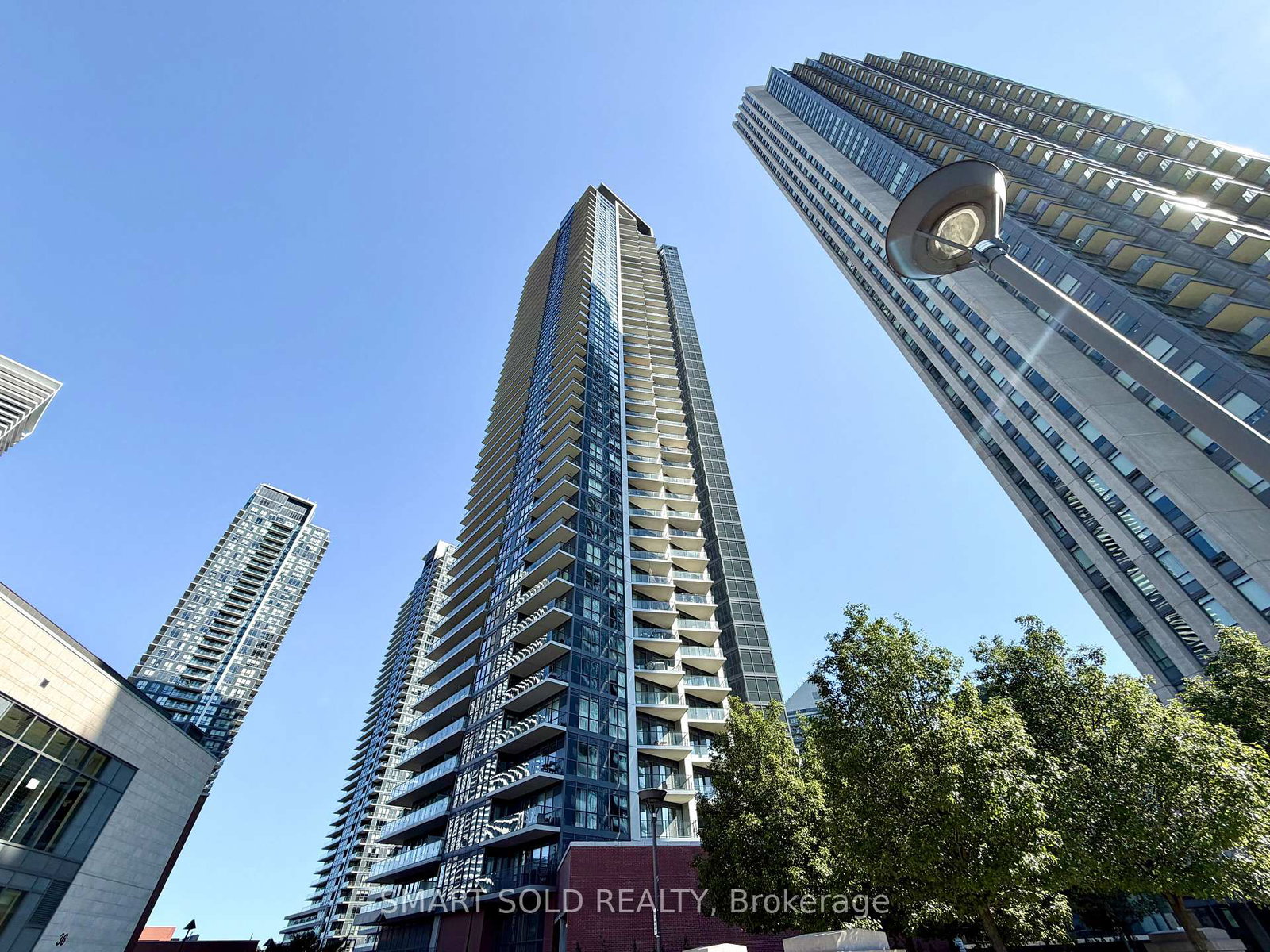 10-park-lawn-road-toronto-etobicoke-ontario-w13632322
