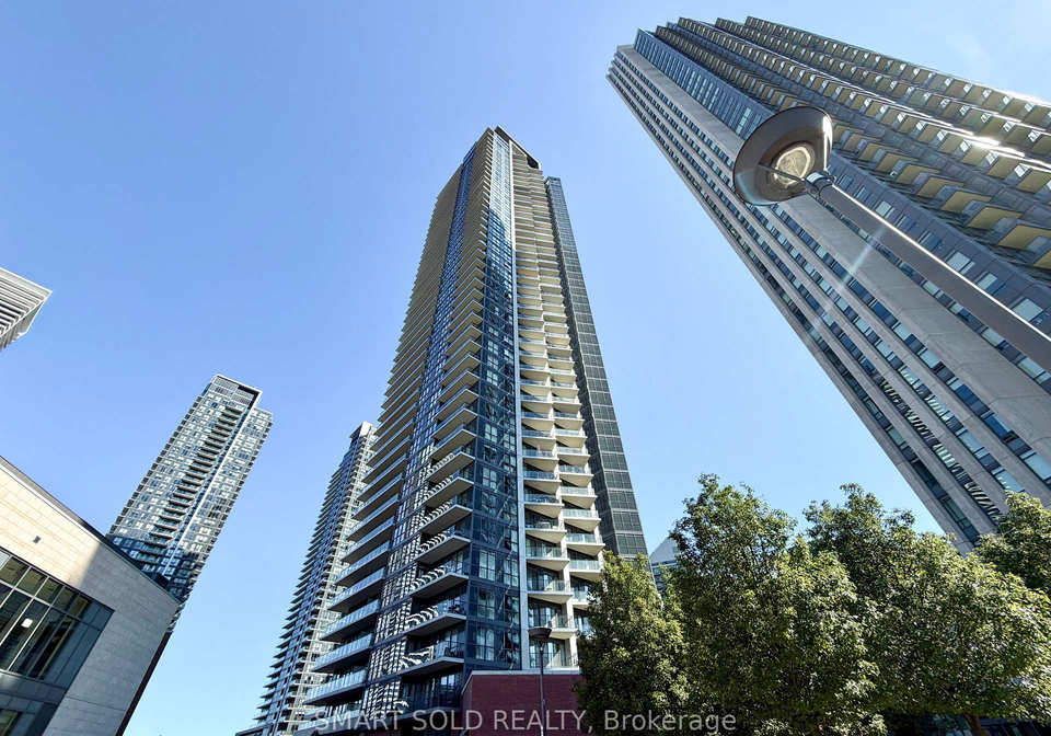 10-park-lawn-road-toronto-etobicoke-ontario-w13632322