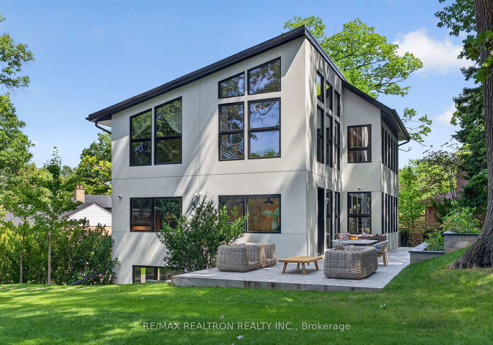8-breezewood-drive-toronto-etobicoke-ontario-w13632324