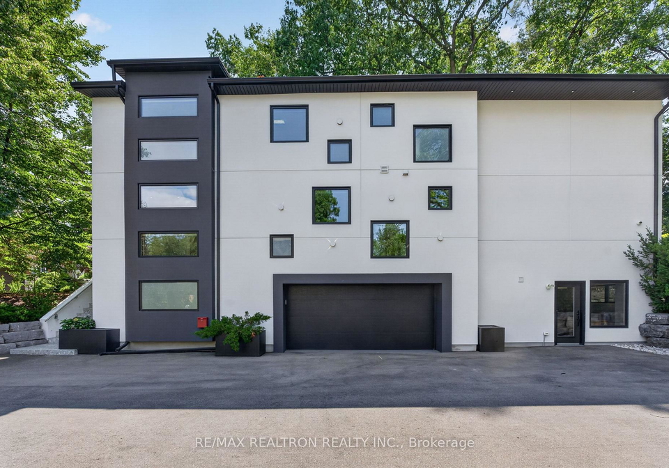 8-breezewood-drive-toronto-etobicoke-ontario-w13632324
