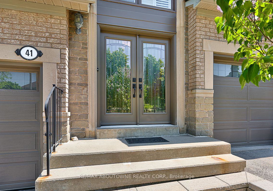 2250-rockingham-drive-oakville-ontario-w13632426