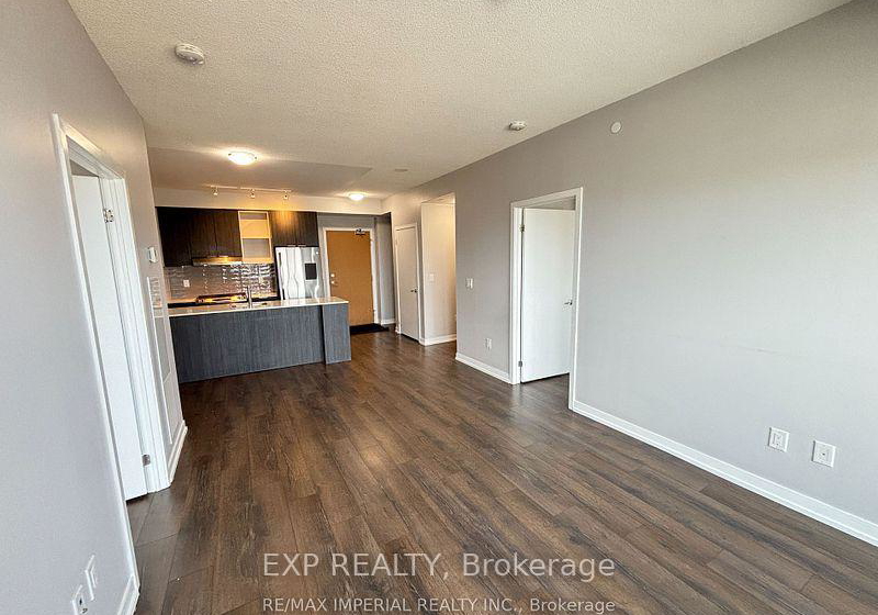 2520-eglinton-avenue-w-mississauga-ontario-w13632610