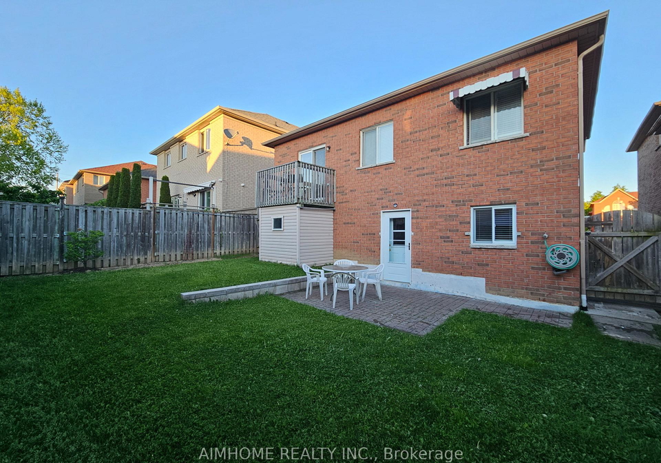 3227-scotch-pine-gate-mississauga-ontario-w13632714