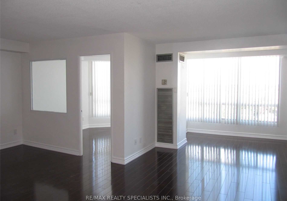 155-hillcrest-avenue-mississauga-ontario-w13632840