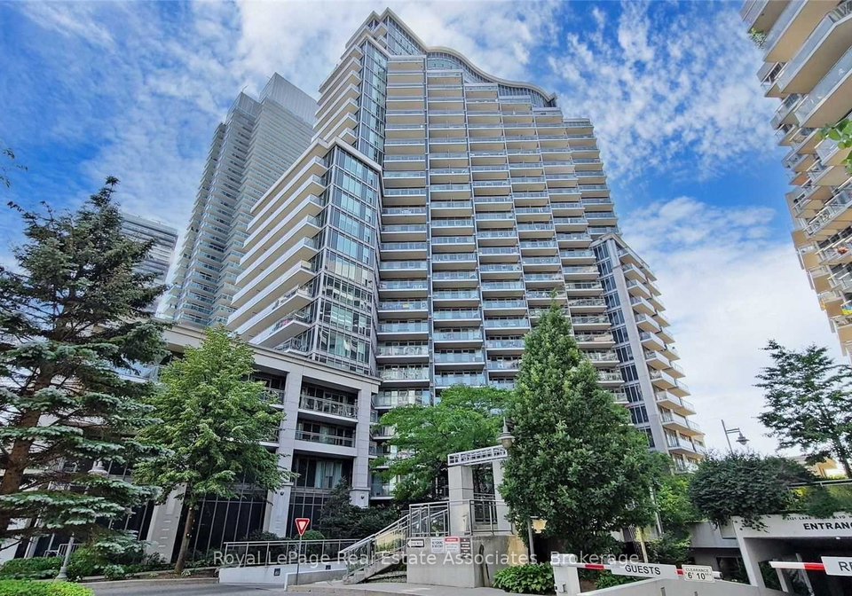 2121-lake-shore-boulevard-w-toronto-etobicoke-ontario-w13632856