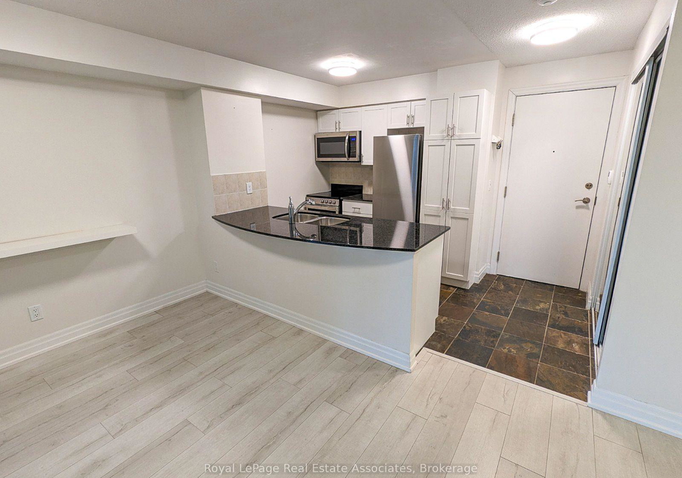2121-lake-shore-boulevard-w-toronto-etobicoke-ontario-w13632856