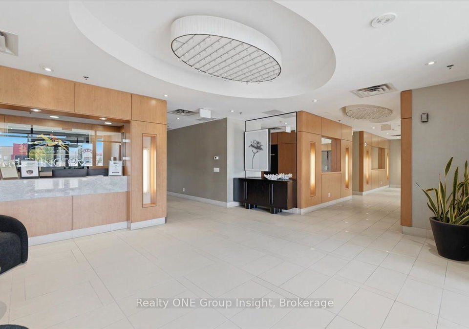 840-queens-plate-drive-toronto-etobicoke-ontario-w13632862
