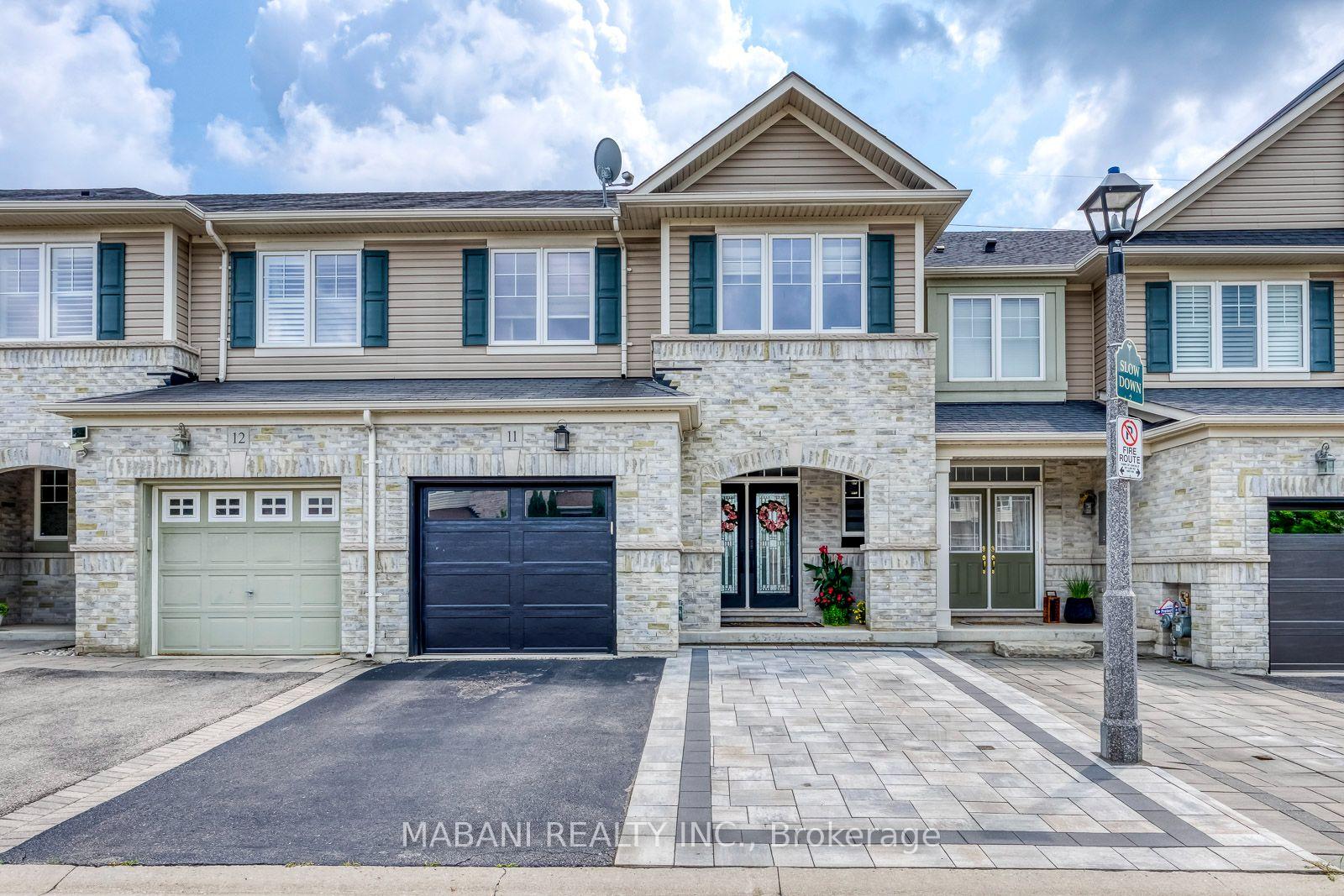 2019-trawden-way-oakville-ontario-w13632988