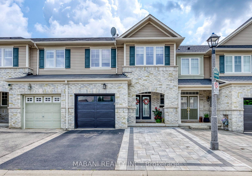 2019-trawden-way-oakville-ontario-w13632988