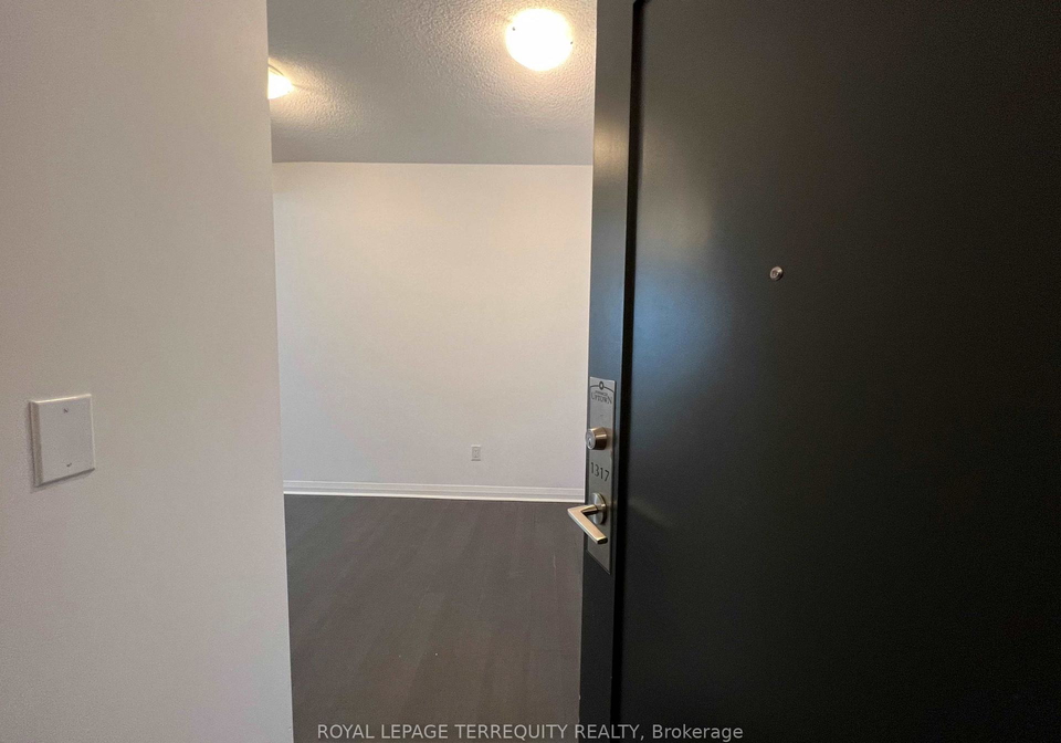 5033-four-springs-avenue-mississauga-ontario-w13633158