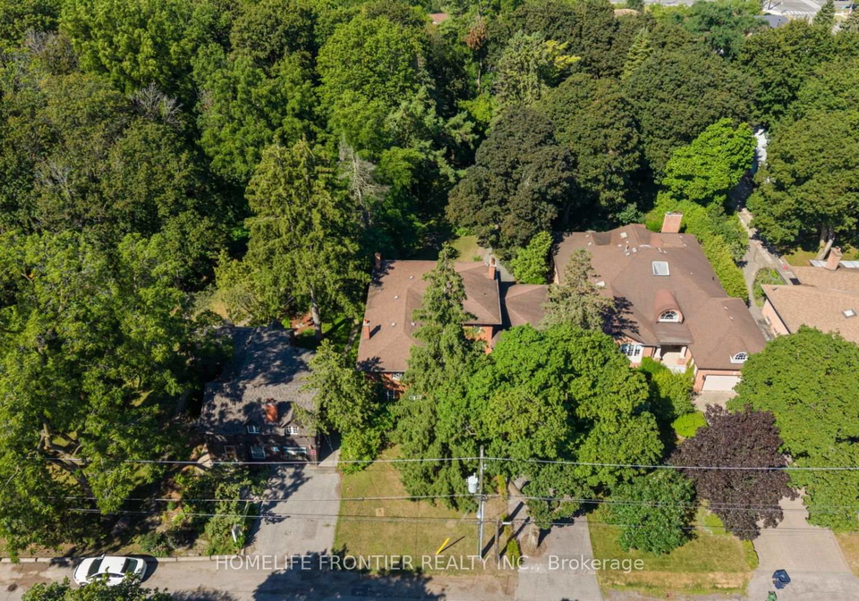 36-riverdale-drive-toronto-etobicoke-ontario-w13633170