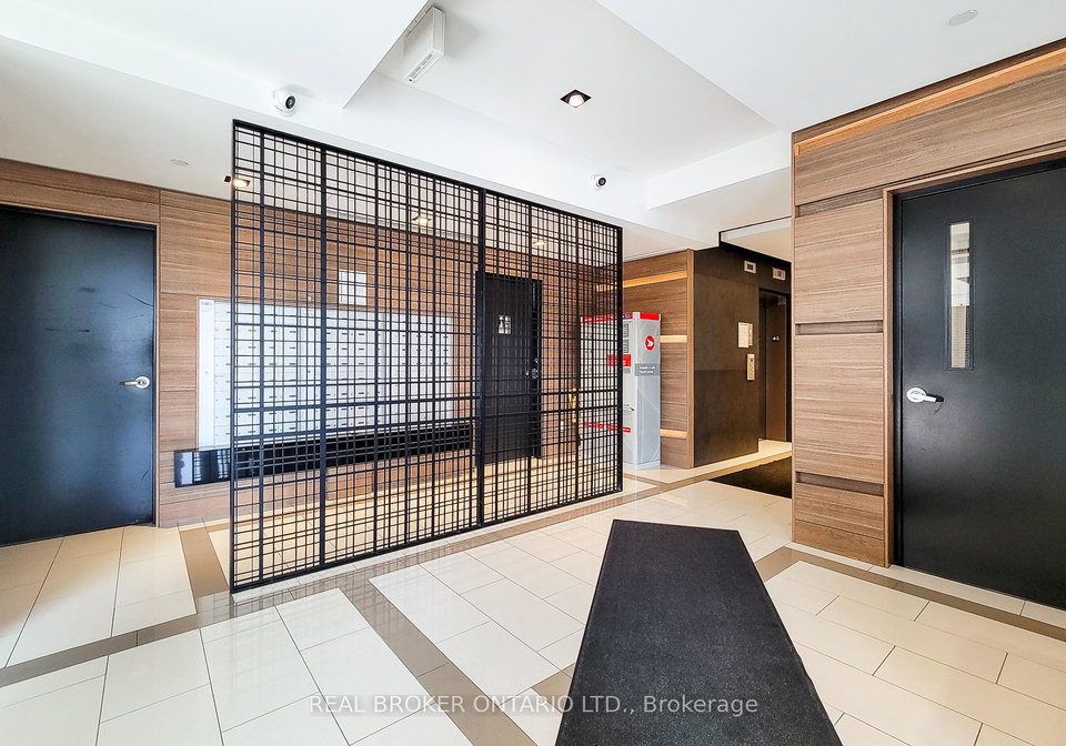 5230-dundas-street-burlington-ontario-w13633284
