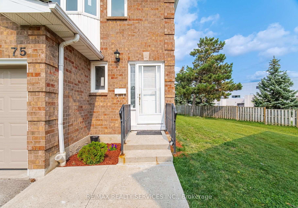 1484-torrington-drive-mississauga-ontario-w13633324