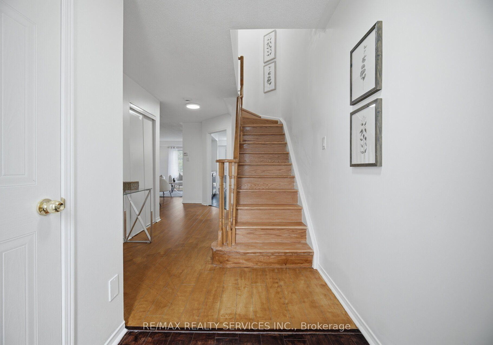 1484-torrington-drive-mississauga-ontario-w13633324