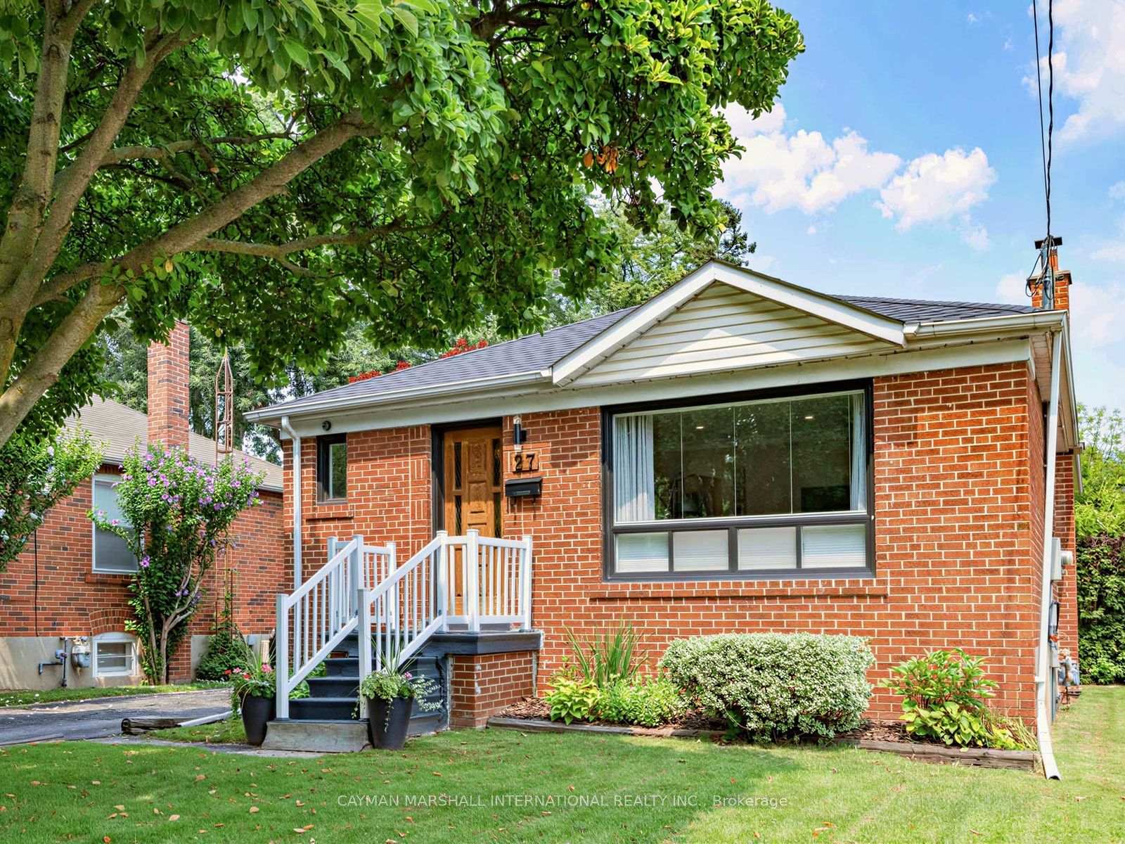 27-maple-avenue-n-mississauga-ontario-w13633330