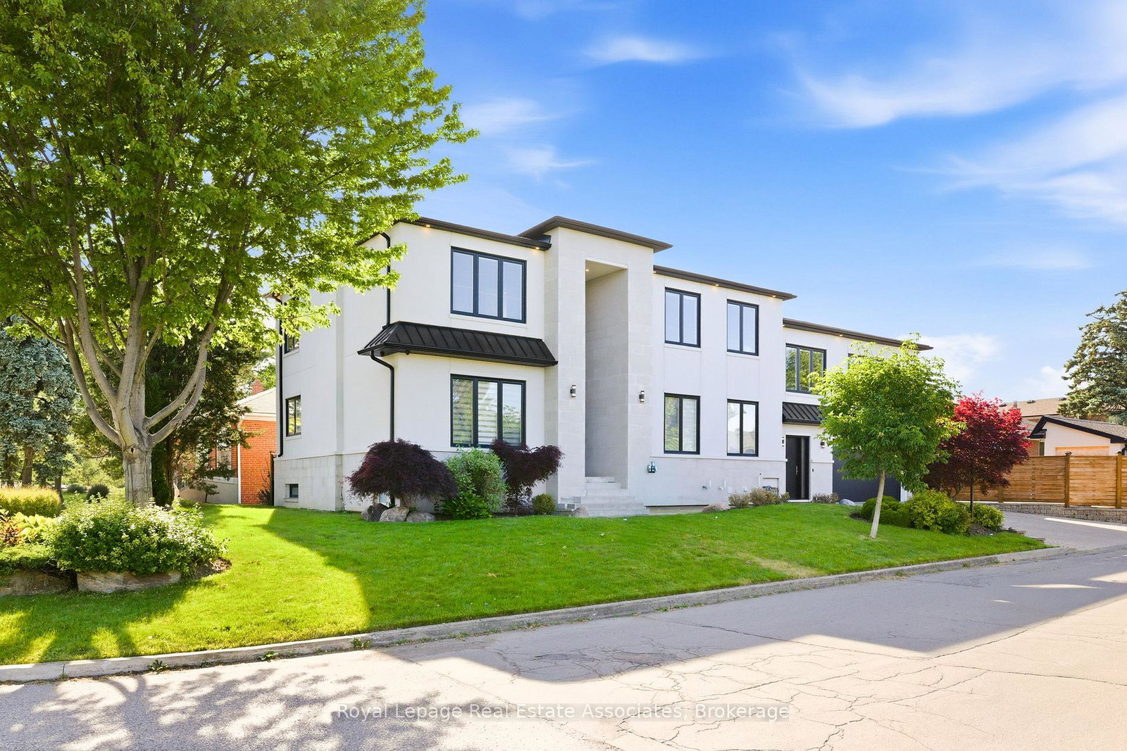 14-joyce-parkway-toronto-north-york-ontario-w13633360