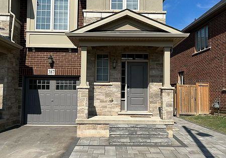 387-wheat-boom-drive-oakville-ontario-w13633454