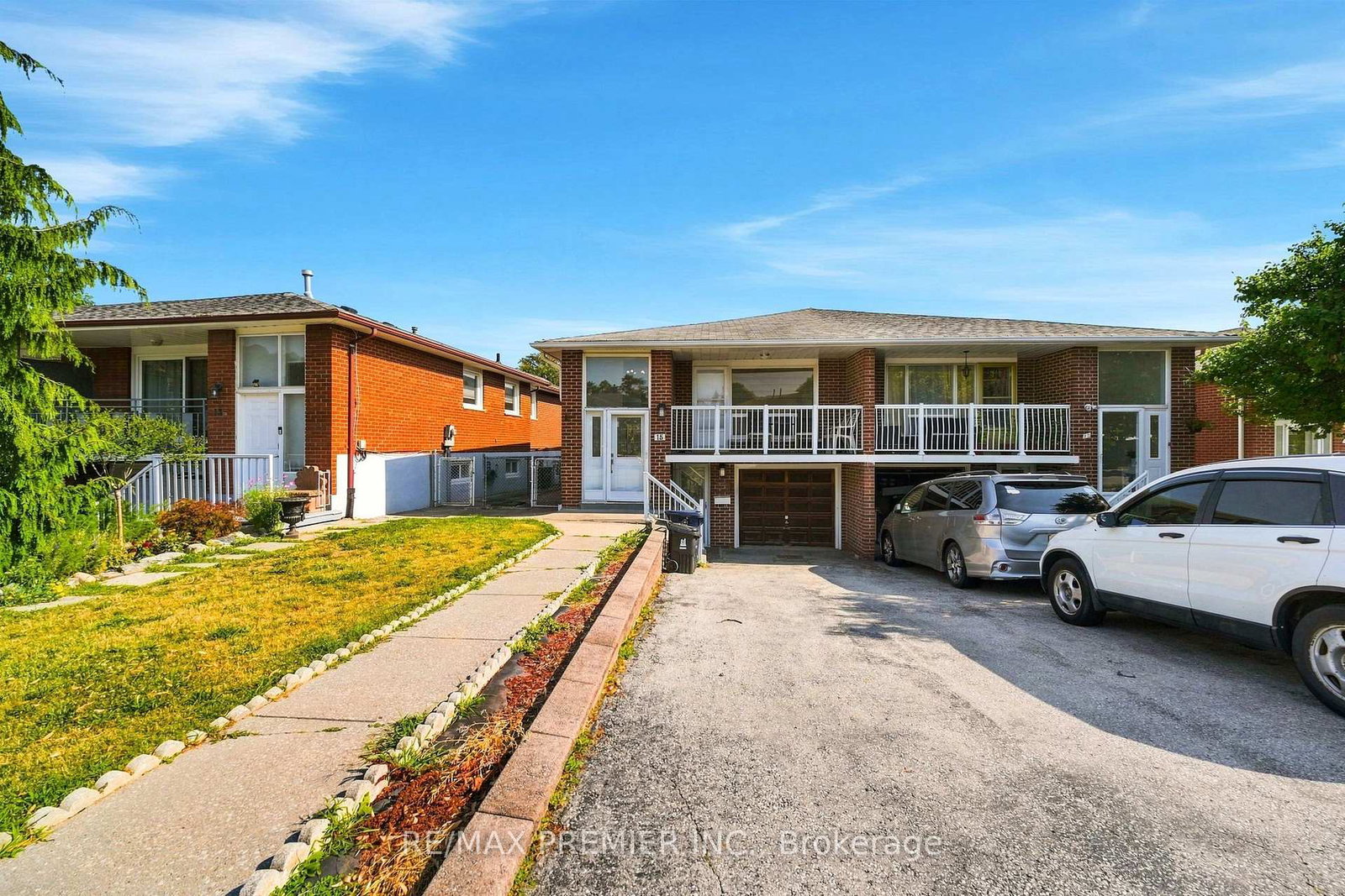15-madonna-gardens-toronto-york-ontario-w13633466