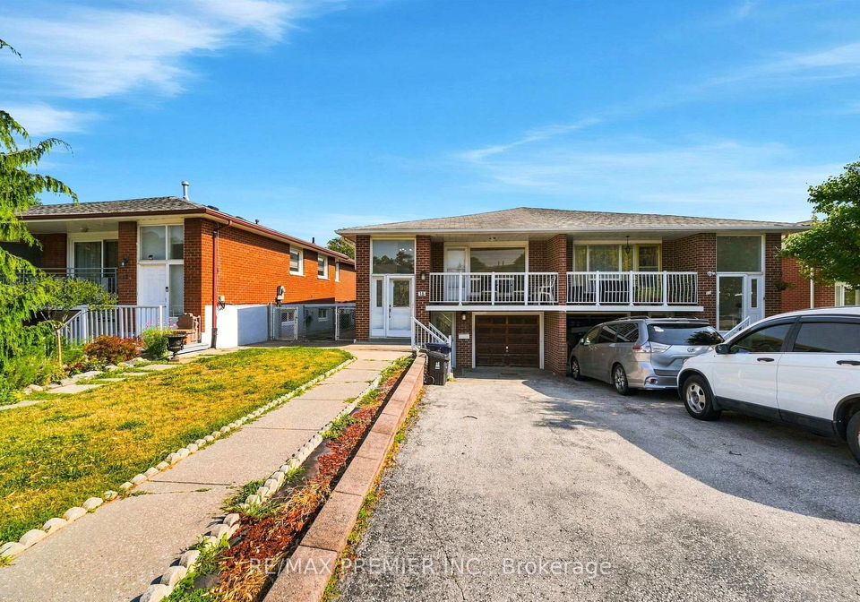 15-madonna-gardens-toronto-york-ontario-w13633466