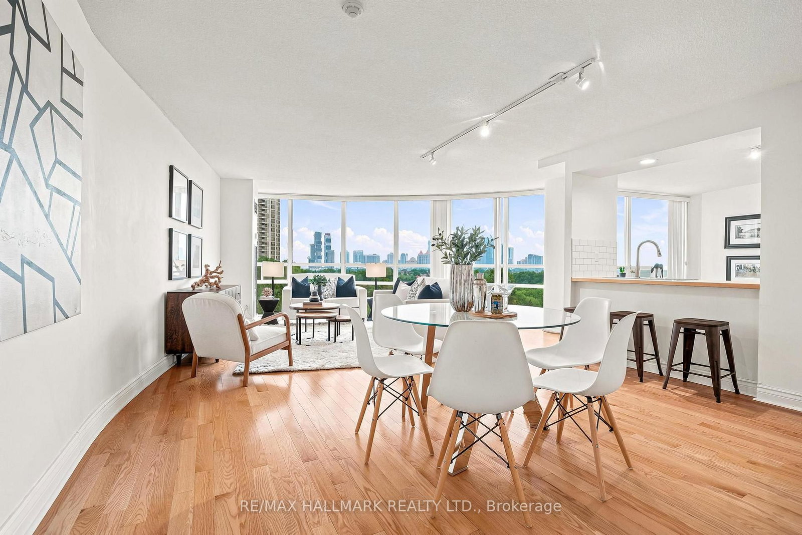 50-eglinton-avenue-w-mississauga-ontario-w13633482