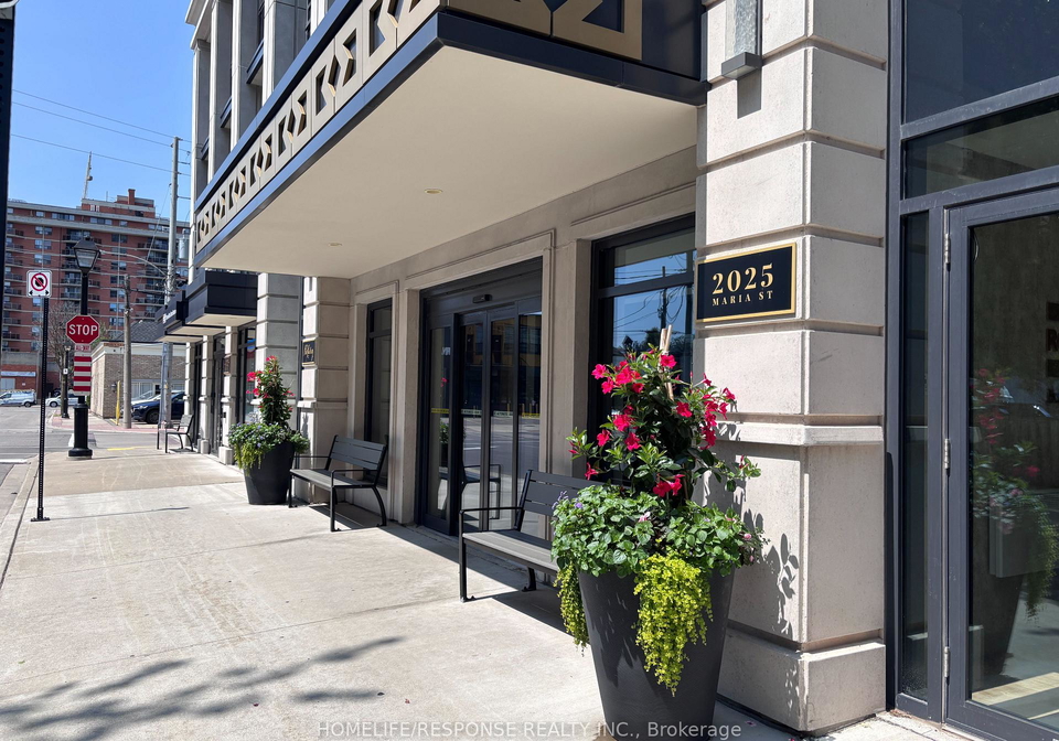 2025-maria-street-w-burlington-ontario-w13633510