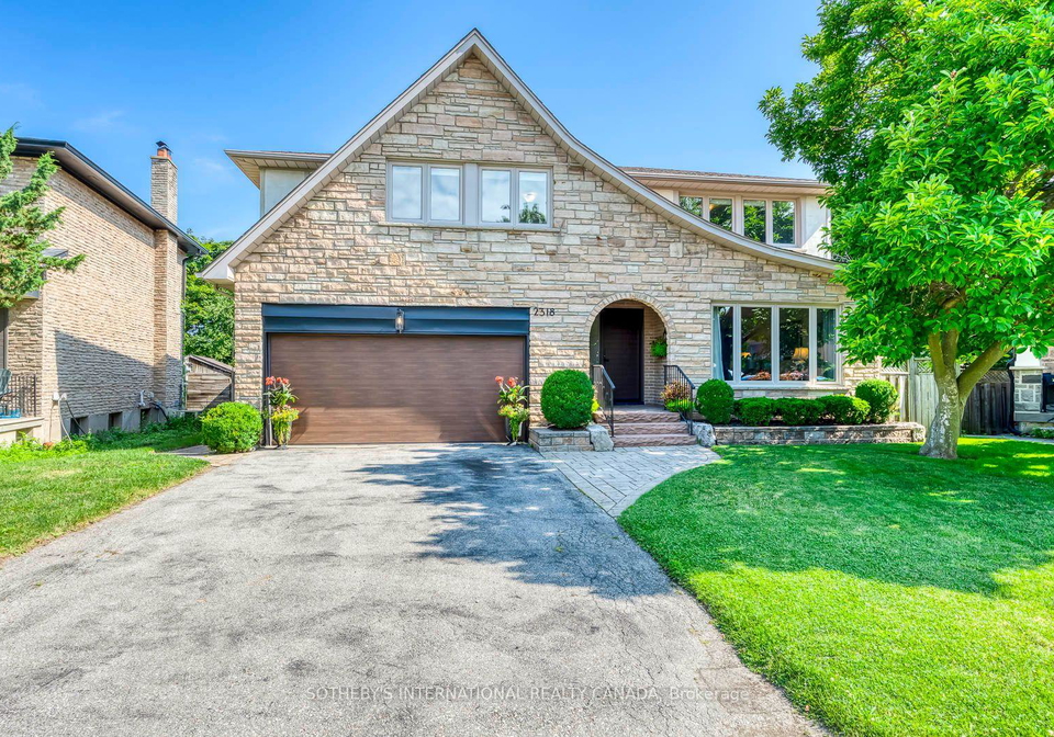 2318-malden-court-mississauga-ontario-w13633522