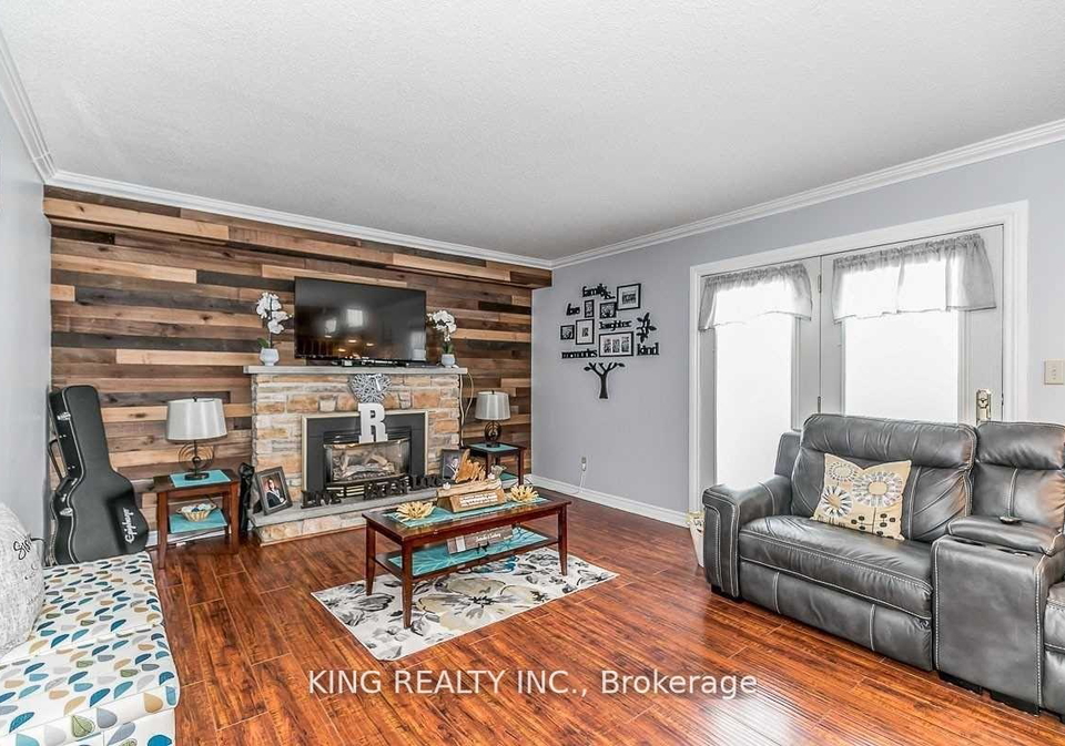 40-victoria-crescent-caledon-ontario-w13633632