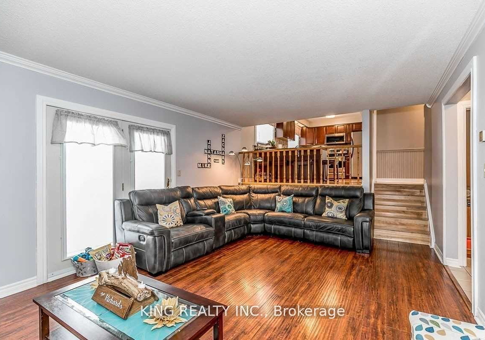 40-victoria-crescent-caledon-ontario-w13633632