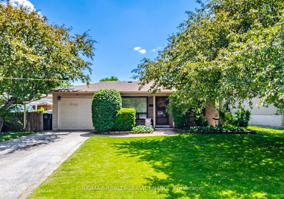 15-ferndale-crescent-brampton-ontario-w13633644