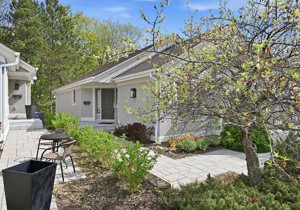 1095-skyview-drive-burlington-ontario-w13633762
