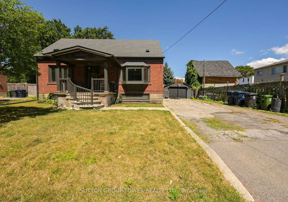 8-yvonne-avenue-n-toronto-york-ontario-w13633796