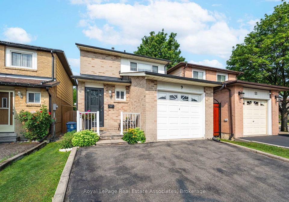 9-woodwind-drive-toronto-etobicoke-ontario-w13634156