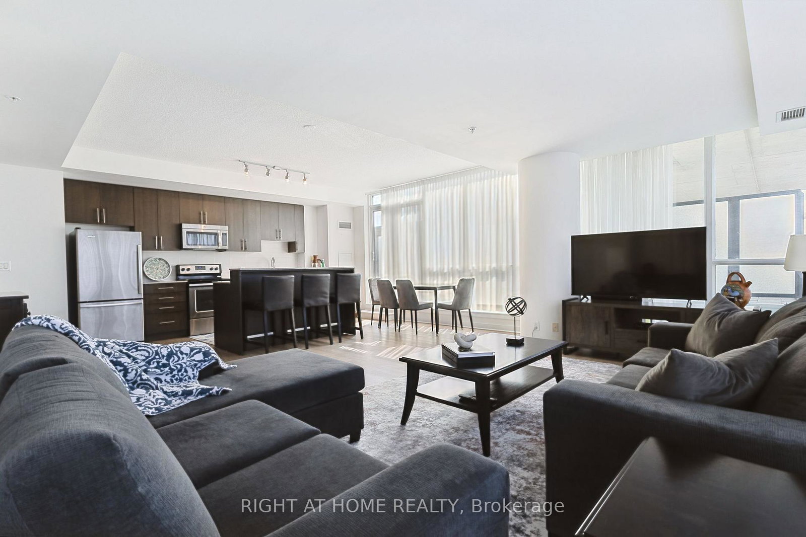 3985-grand-park-drive-mississauga-ontario-w13634274