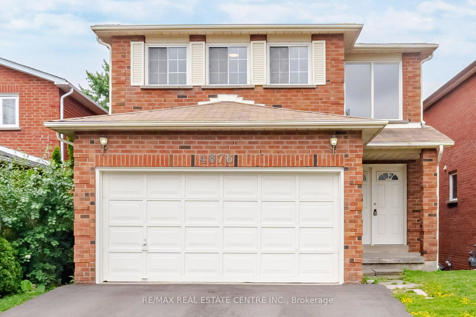 4676-owl-circle-mississauga-ontario-w13634312