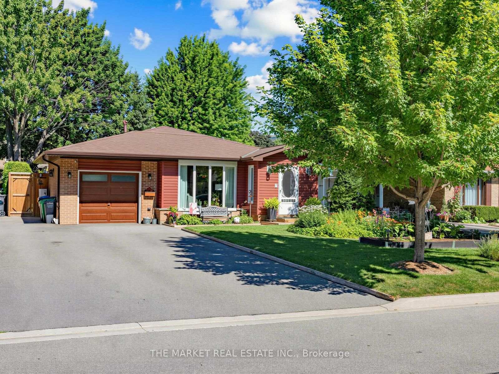 1033-franconia-drive-mississauga-ontario-w13634520