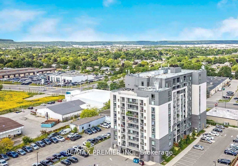 716-main-street-e-milton-ontario-w13634588