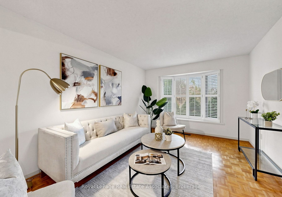 9-kingsplate-crescent-toronto-etobicoke-ontario-w13634600