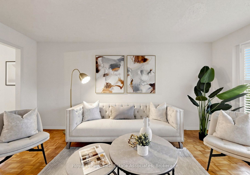9-kingsplate-crescent-toronto-etobicoke-ontario-w13634600