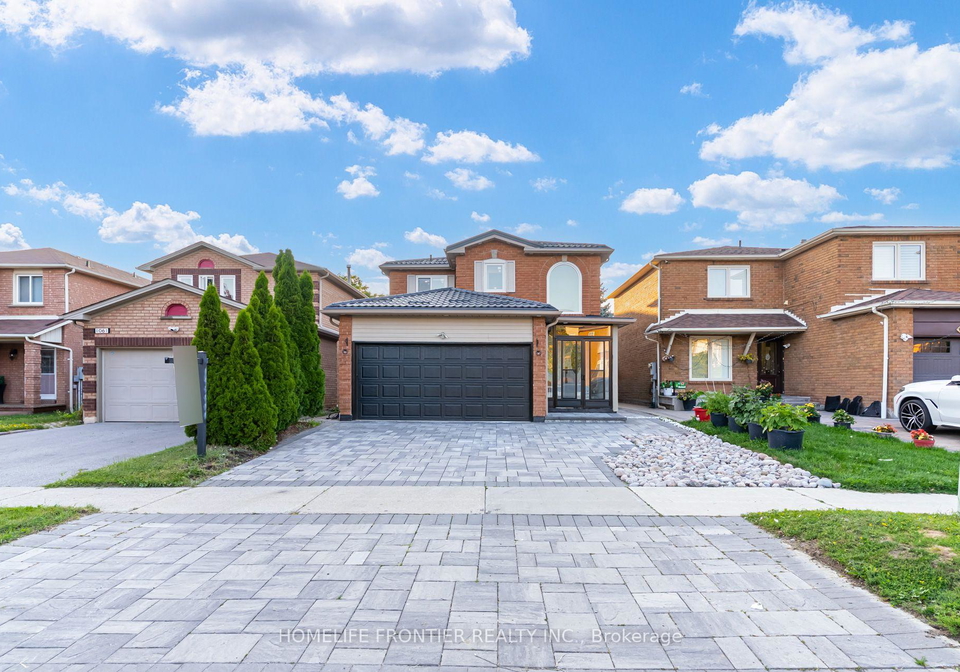 1059-ivandale-drive-mississauga-ontario-w13634606