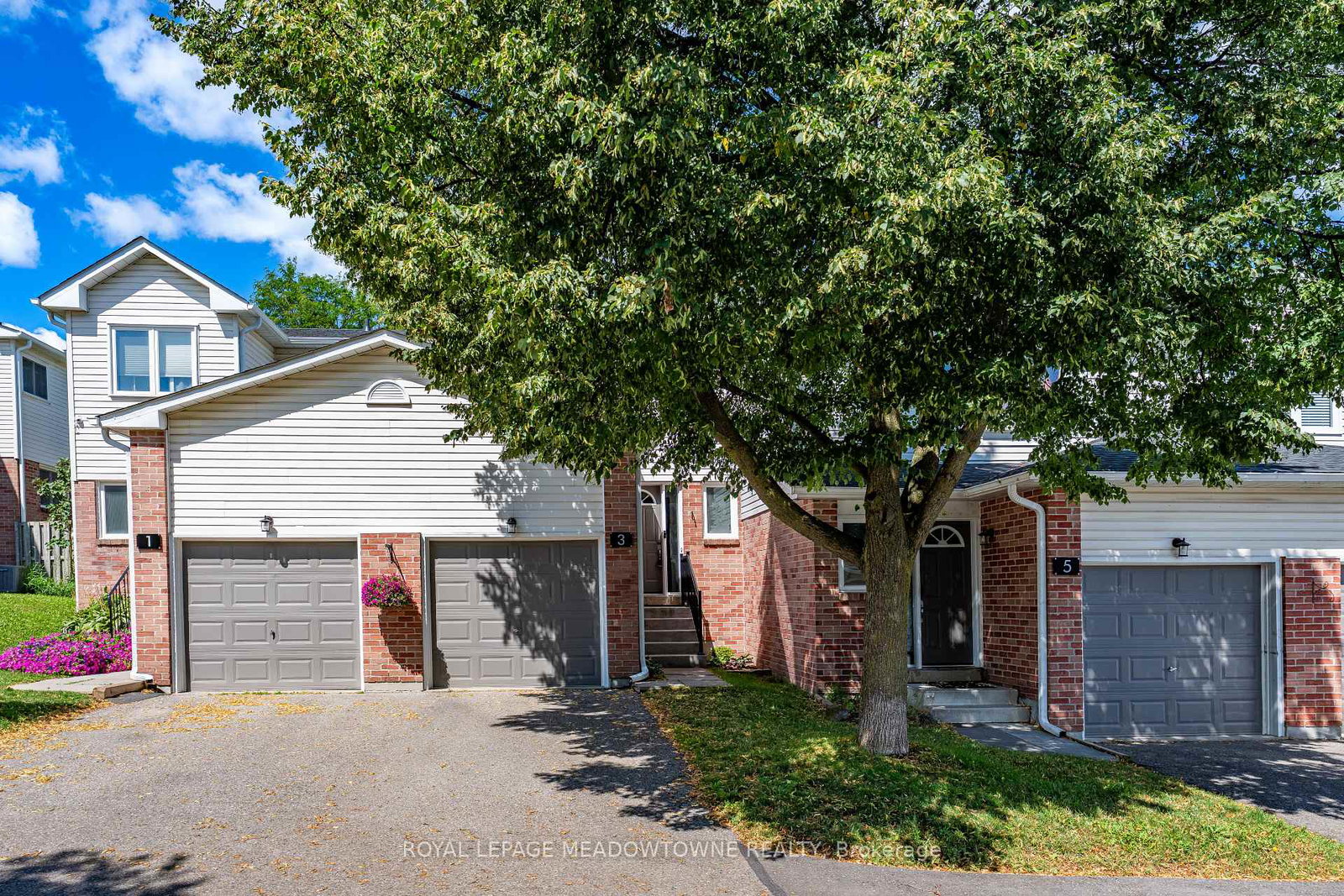 3-brian-lane-halton-hills-ontario-w13634642