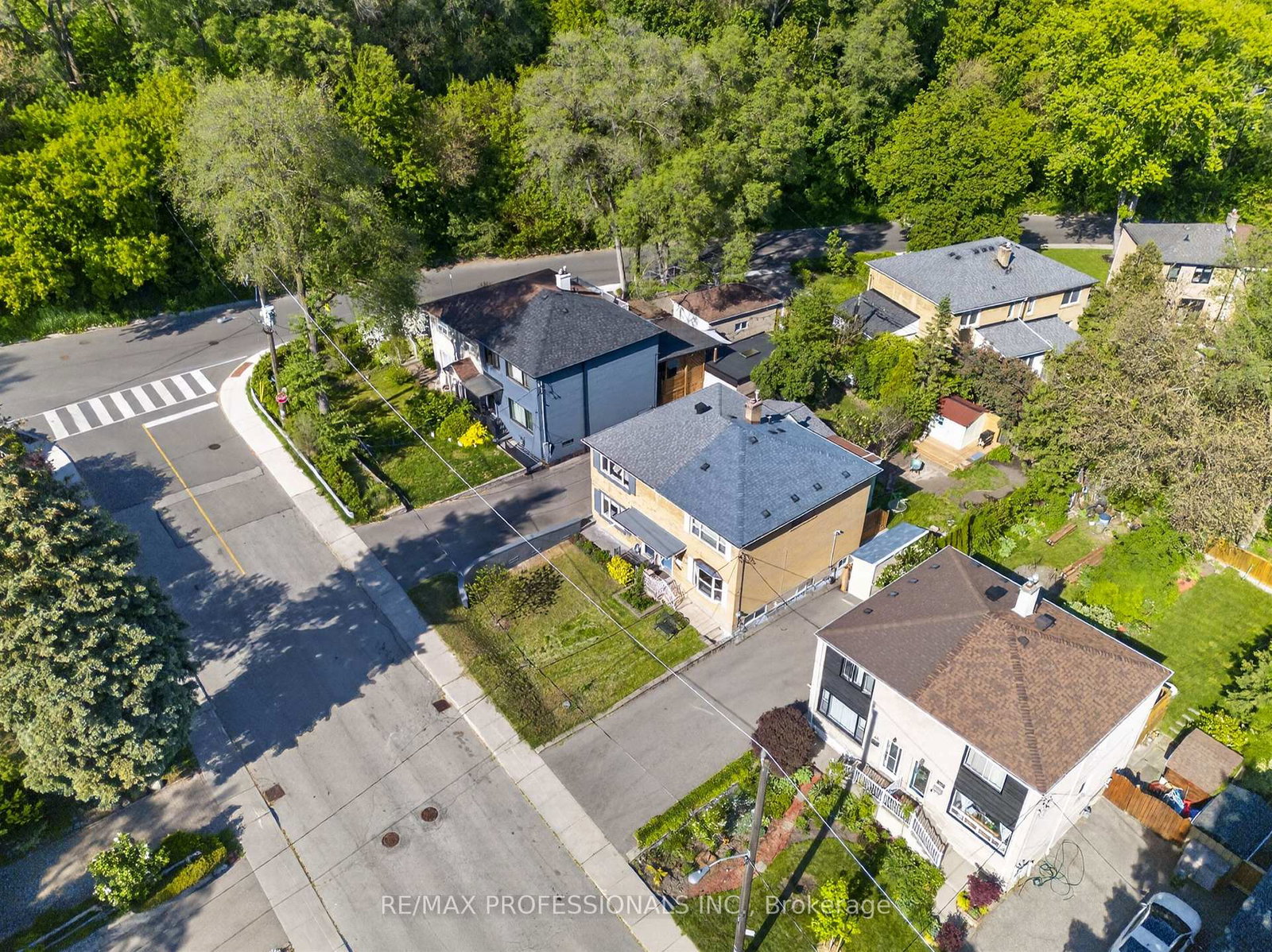 69-skylark-road-toronto-toronto-ontario-w13634698