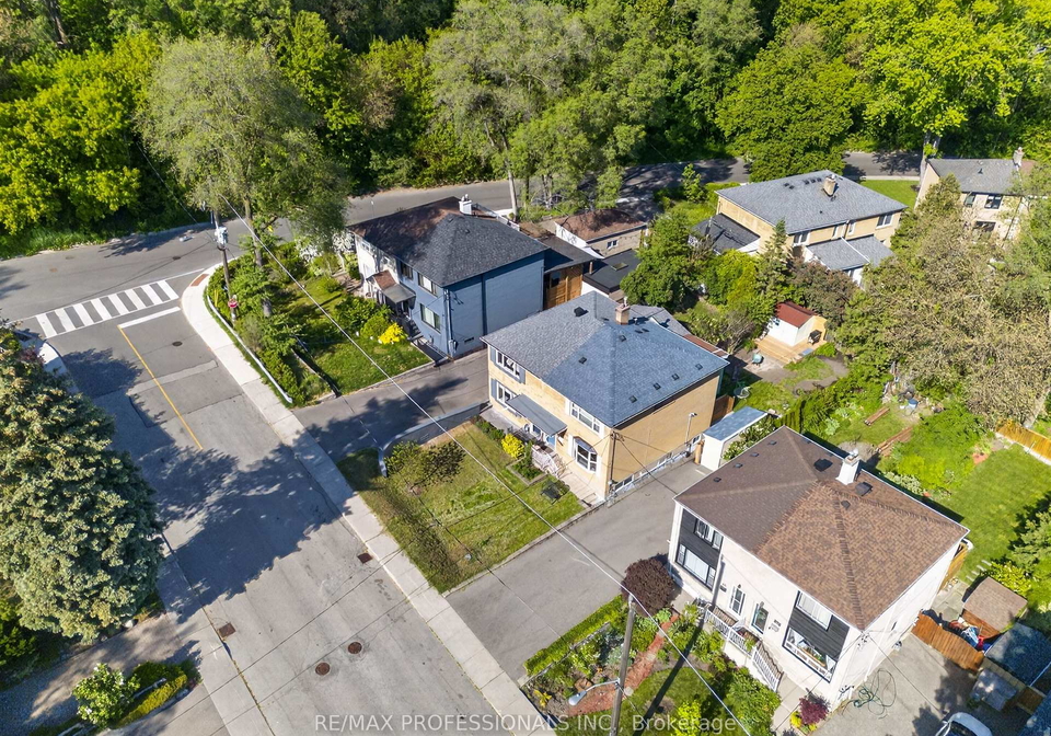 69-skylark-road-toronto-toronto-ontario-w13634698