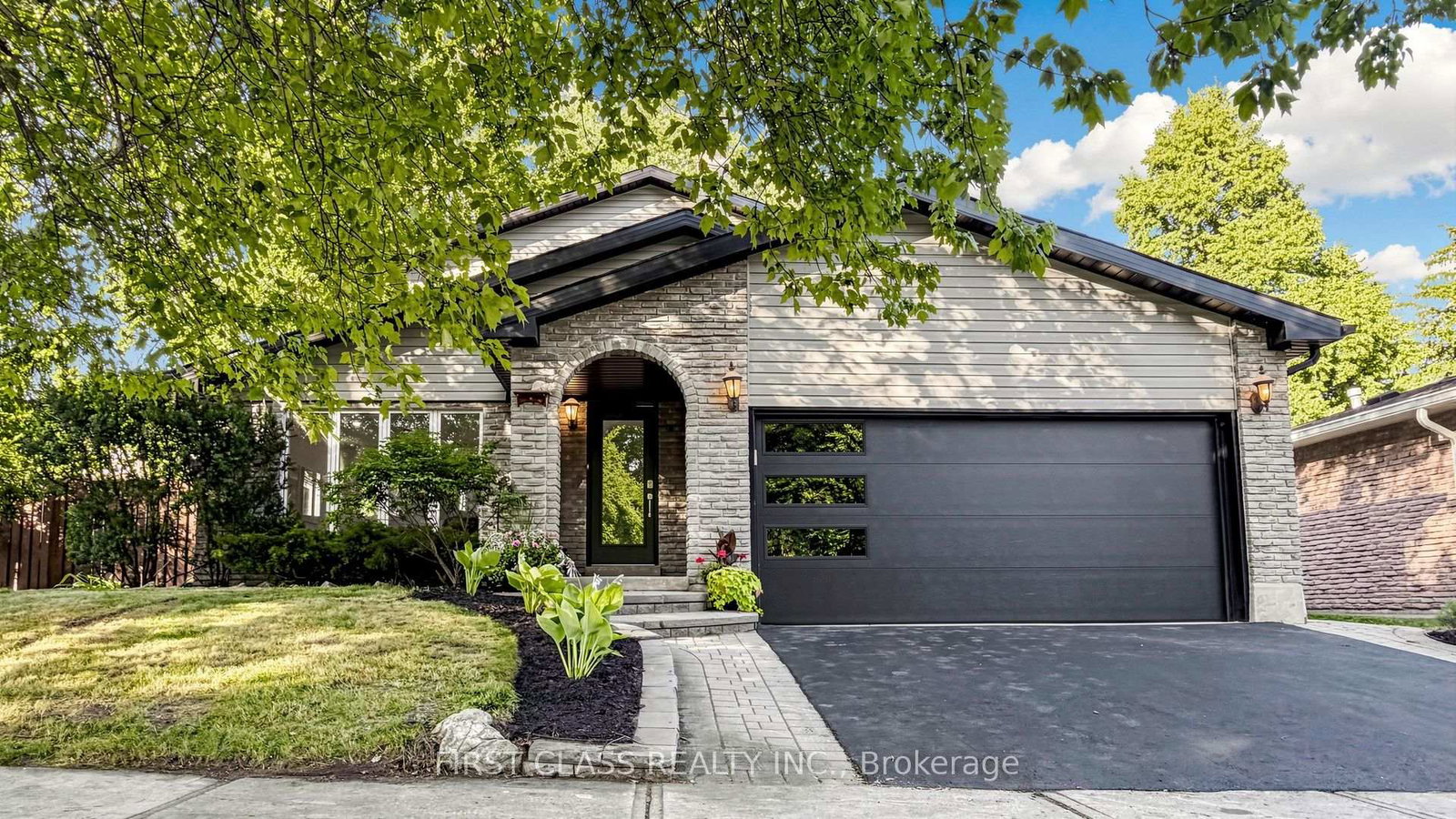 2337-devon-road-oakville-ontario-w13634768