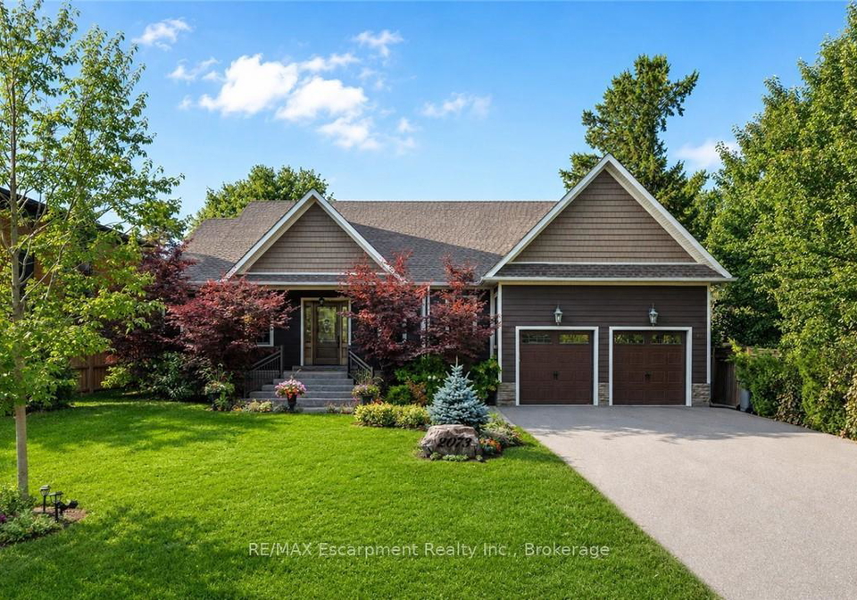 2073-deramore-drive-oakville-ontario-w13634846