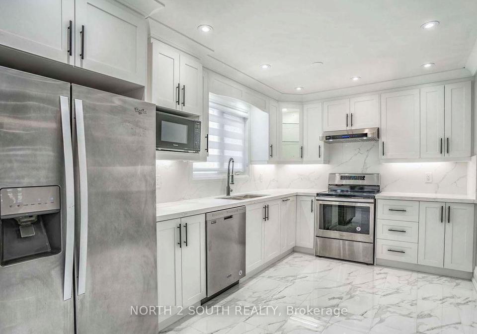37-loire-court-toronto-etobicoke-ontario-w13634986